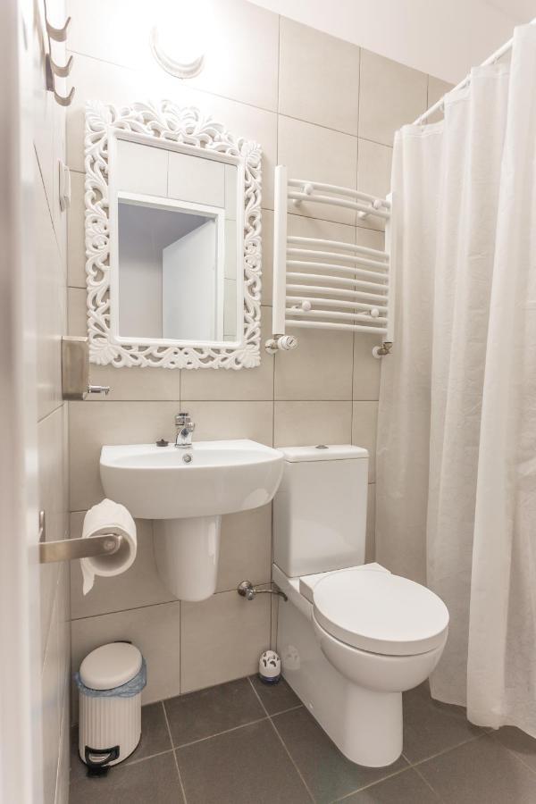 Babel Hostel, Dworzec Pkp, Rynek Wrocław Extérieur photo