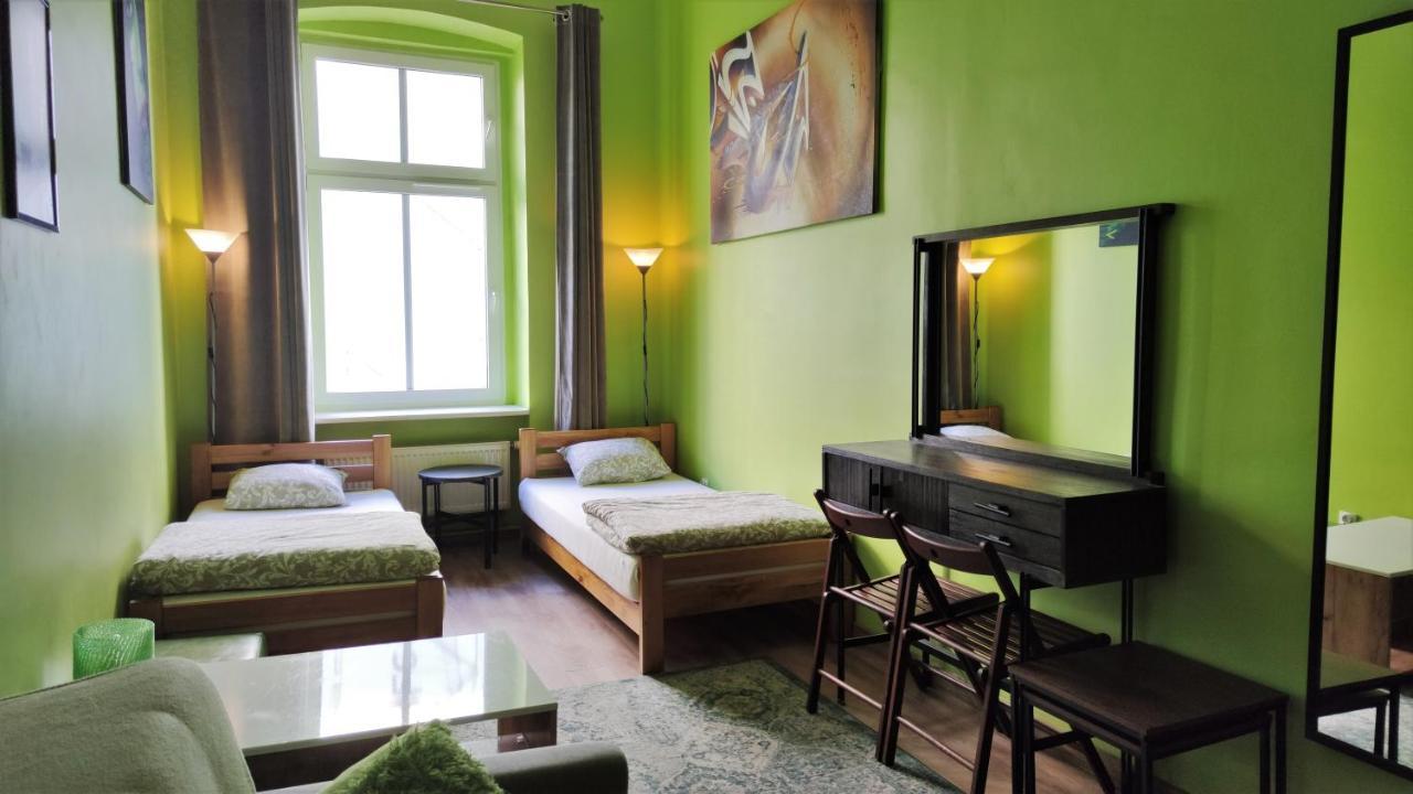 Babel Hostel, Dworzec Pkp, Rynek Wrocław Extérieur photo